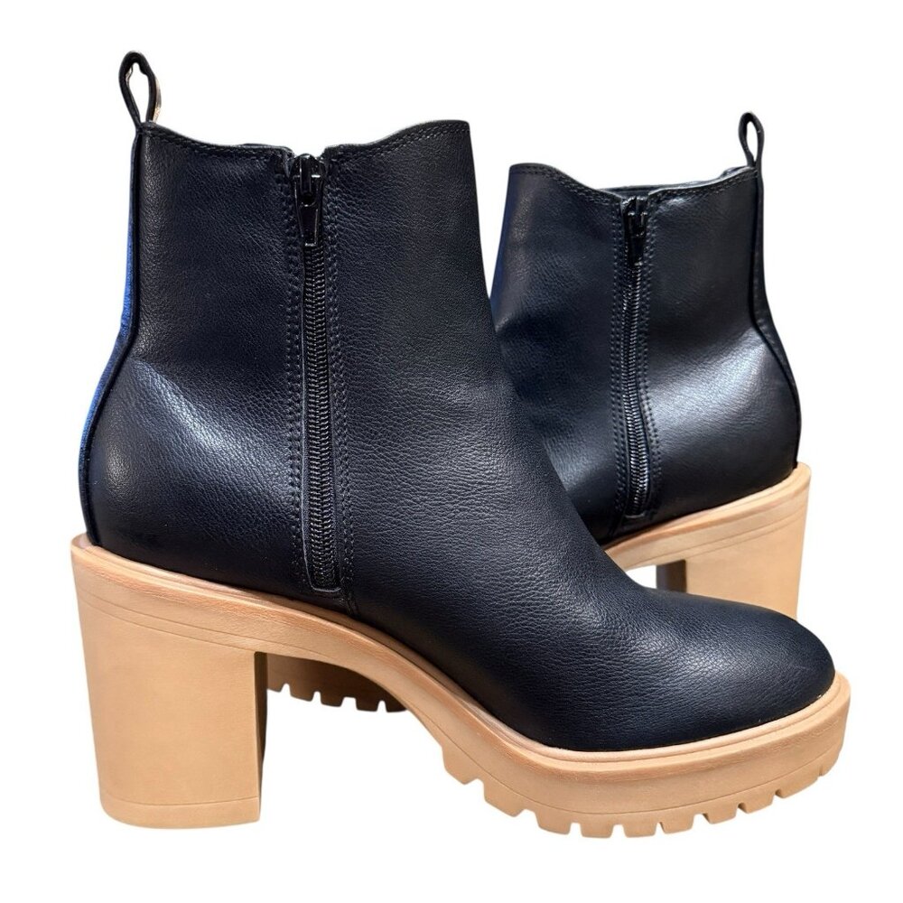 Dolce Vita Jade platform Black Leather Lug Sole Boots Size 10 - Picture 2 of 8